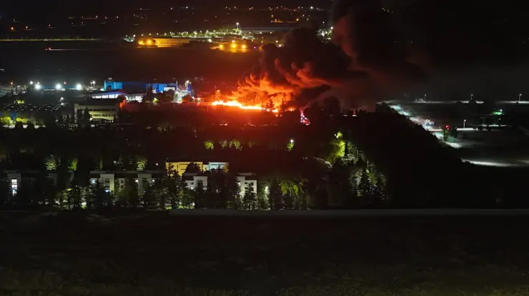 Eskişehir TEI Tesislerinde Korkutan Yangın: Söndürüldü, Can Kaybı Yok