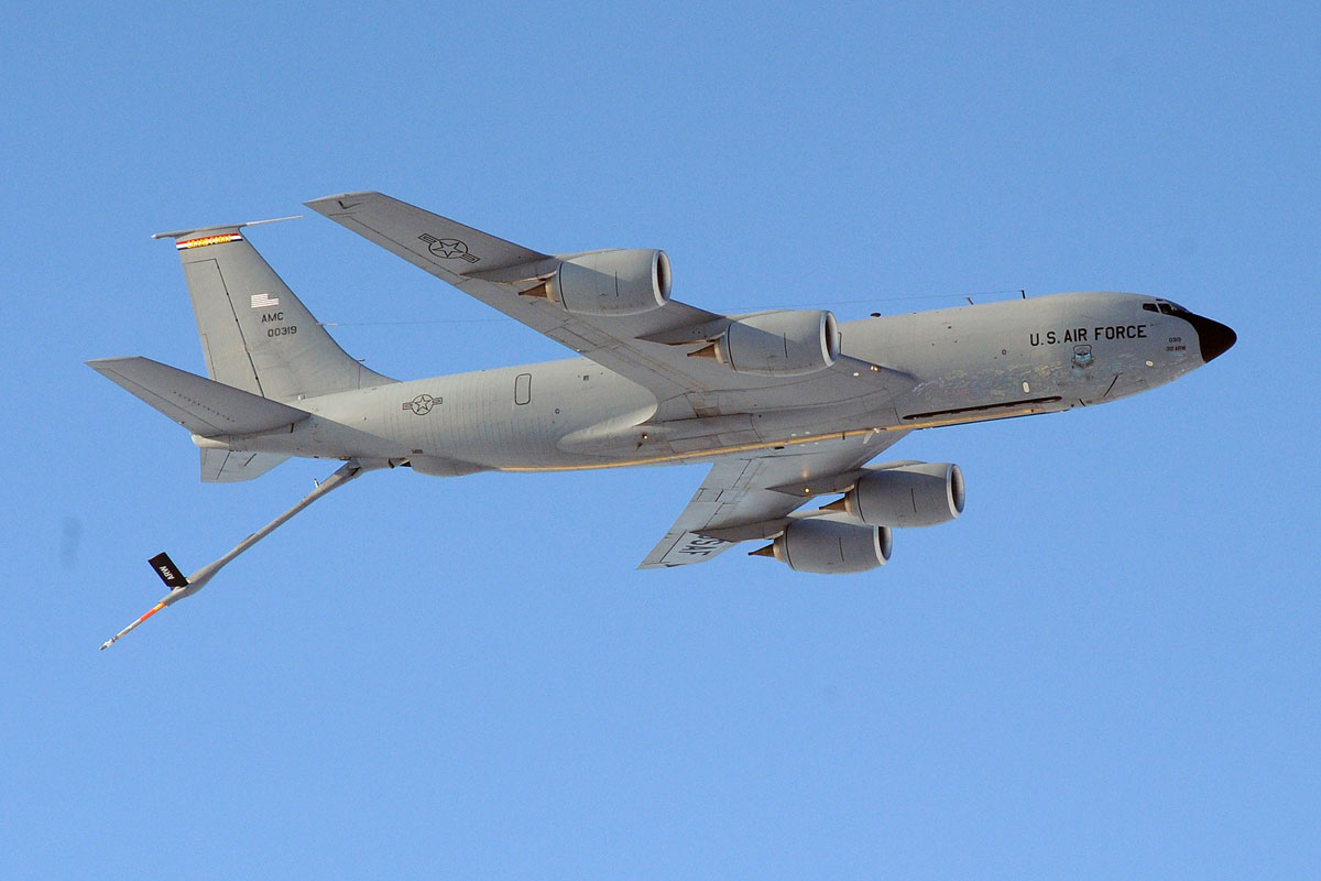 ABD’ye ait KC-135 yakıt ikmal uçağı Irak’ın batısında düştü