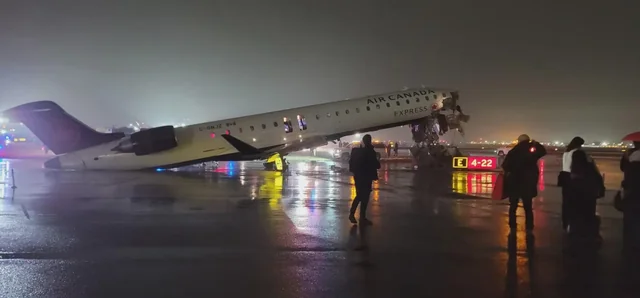 LaGuardia Havalimanı'nda Trajedi: Air Canada Uçağı İtfaiye Aracıyla Çarpıştı, İki Pilot Hayatını Kaybetti