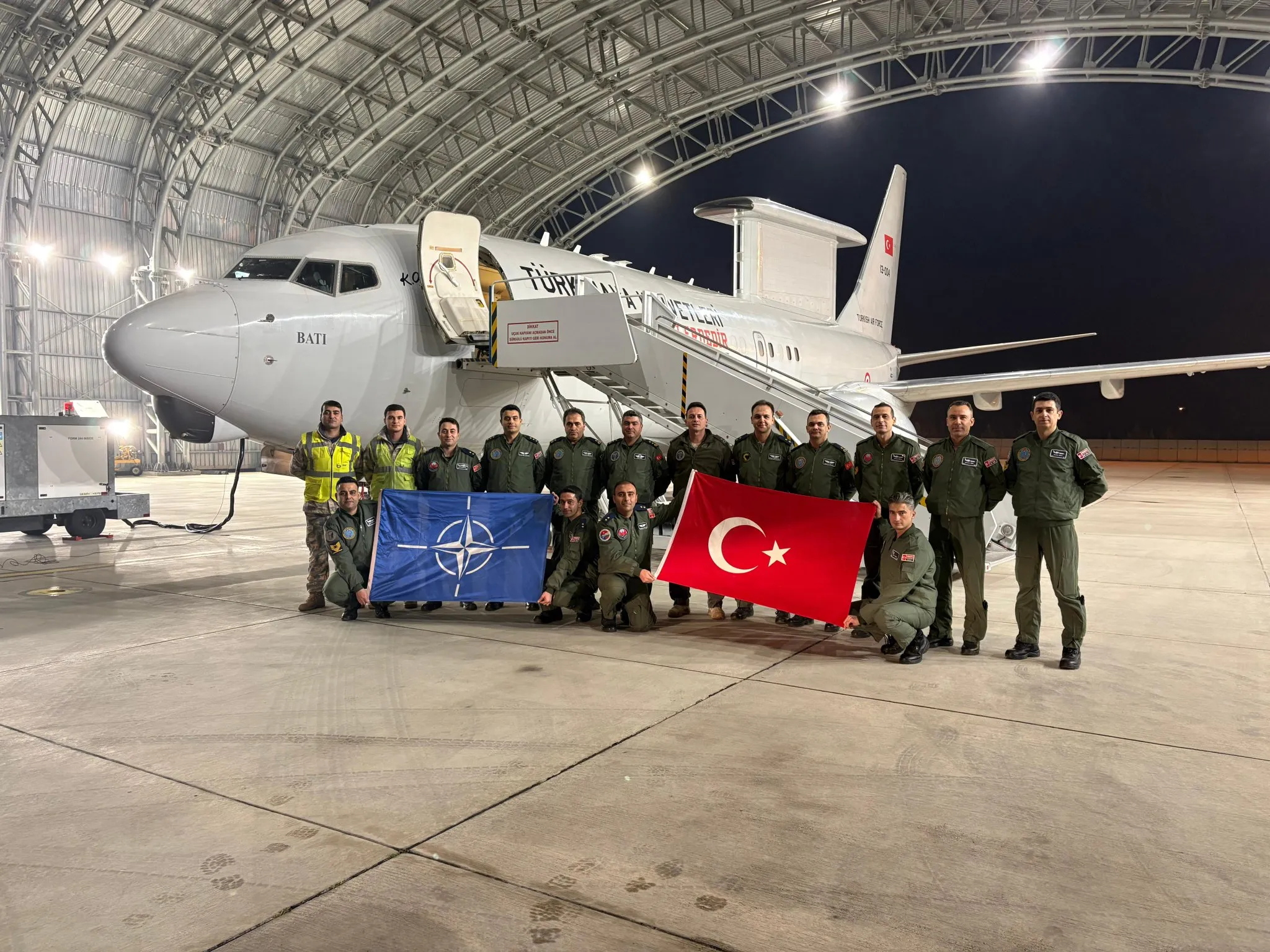 HİK Uçağından NATO Hava Sahasında Görev Uçuşu