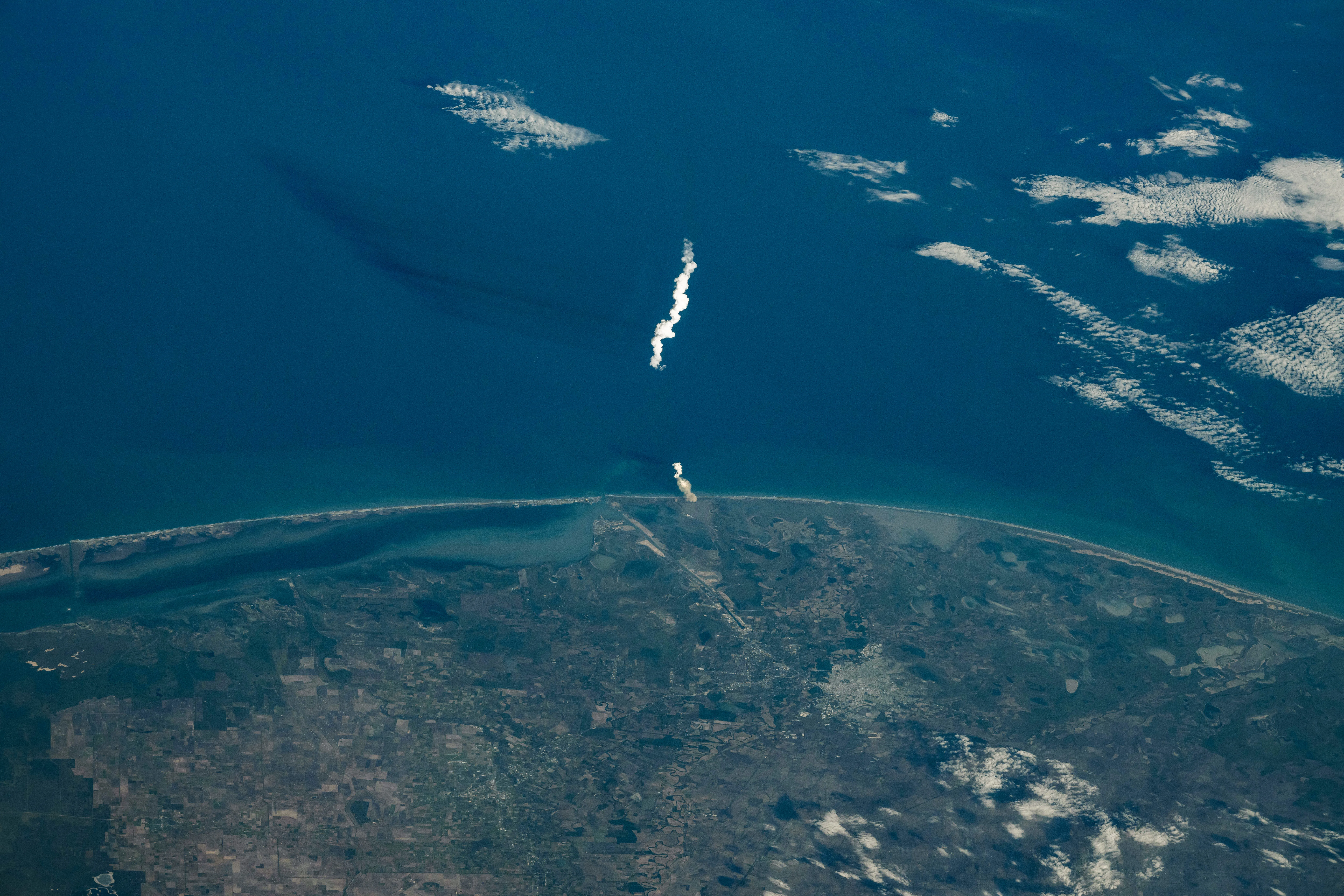 SpaceX, Starship Uçuş 13 İçin Yeniden Sahada: Motor Değişimleri Tamamlandı, Gözler Hava Durumunda!