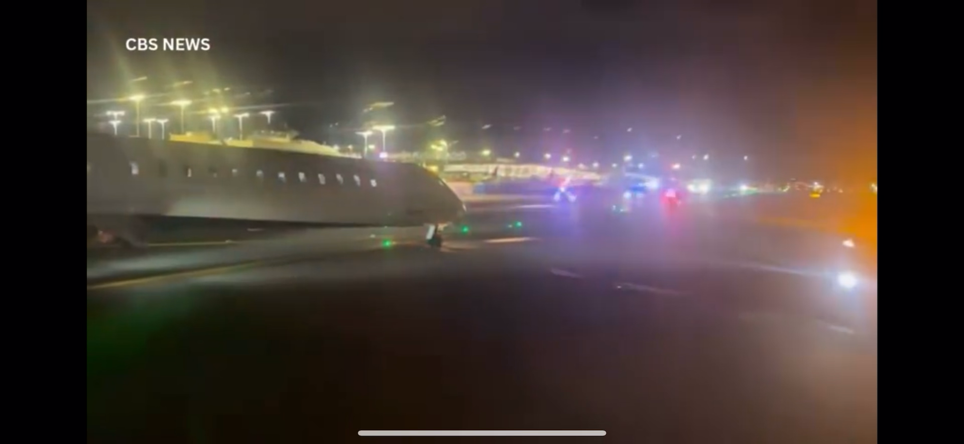 LaGuardia Havalimanı'nda Trajedi: Air Canada Uçağı İtfaiye Aracıyla Çarpıştı, İki Pilot Hayatını Kaybetti